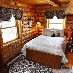 Sangria Room at The Cabin