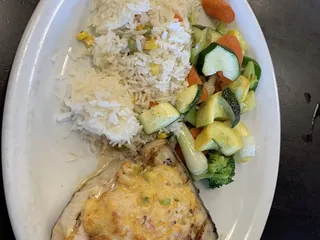 19 Restaurant & Lounge