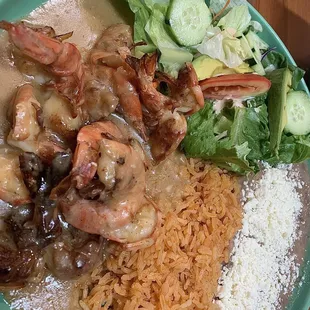 Shrimp Al Mojo de Ajo . Very plump prawns . I asked for cheese on my beans .