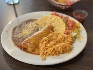 Pacos Taqueria