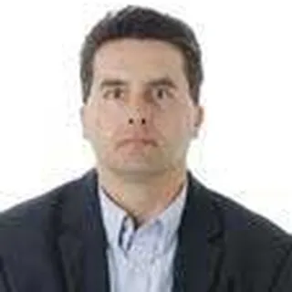 Simon C.