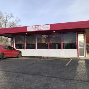 The front of the restaurant after repainting.