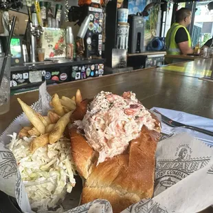 Lobster roll