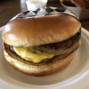 Tiki Burger