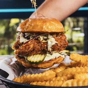 fried chicken wings, chicken wings and fried chicken, food, chicken wings, fried chicken, bbq chicken, chicken, poultry, bbq wings