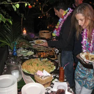 Hawaiian Luau Buffet