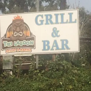 Tiki grill and bar