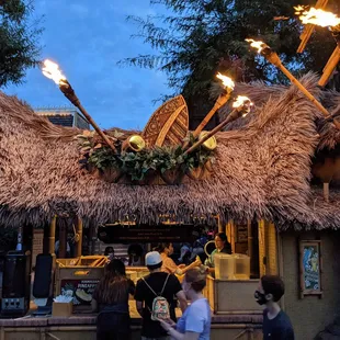 Juice Bar is right next to the Enchanted Tiki Room