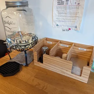 Water and Syrup Station