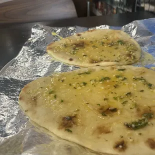 Garlic naan