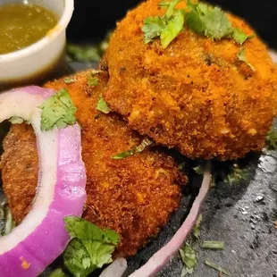 Vegetable Cutlet, you can order plain or chaat.
