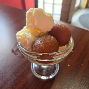 Galub jamun with ice cream (dessert)