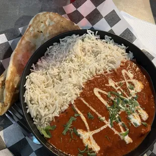 Butter chicken, garlic naan