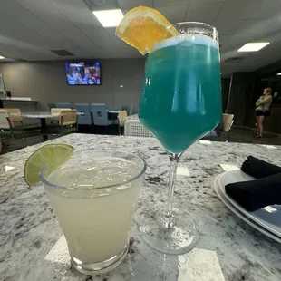 Cocktails island punch and mule