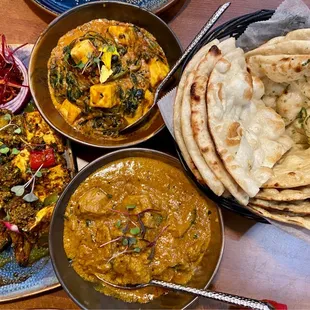 Tandoori Vegetables, Saag Paneer, Chicken Chettinad, Bread Basket