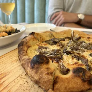Mushroom pizza (they make their dough from scratch, along with their bread and pastas!)