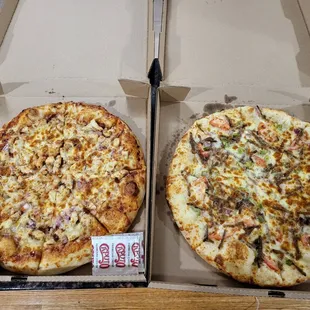 BBQ chicken pizza, gyro pizza