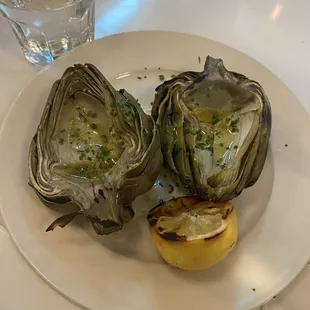 Grilled artichoke