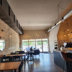 Looking towards the front of the restaurant.