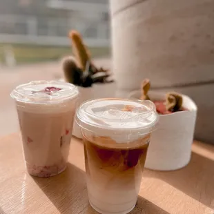 Strawberry Cloud &amp; Iced Cloud Latte (SO good 10/10)