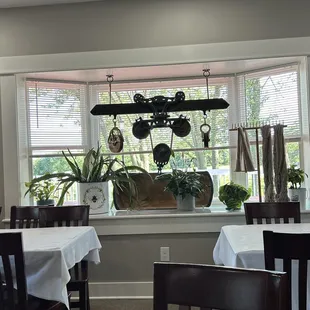 Decor was super cute. Very modern farmhouse.