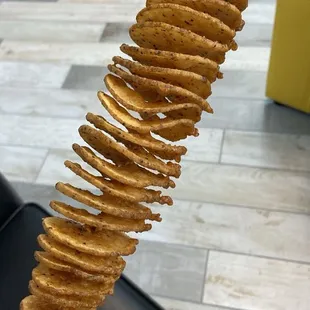 swirly crispy potatoes