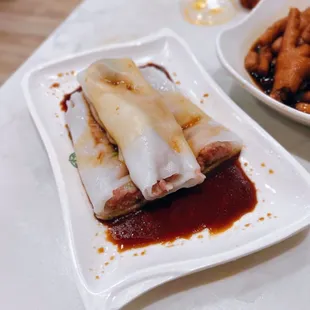 Steamed rice roll with minced beef / $6.50