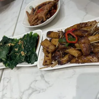 BL 2. Blanced Chinese Broccoli with Fried Garlic