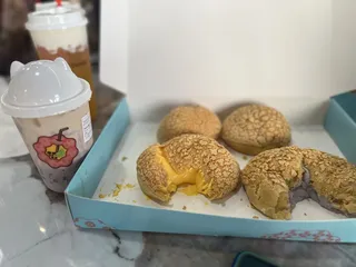 Mochi Donut & Tea