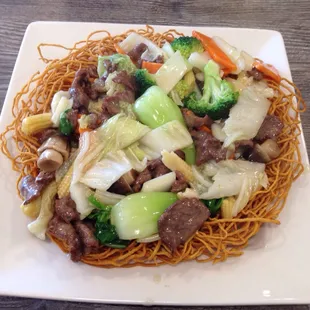 Beef crispy noodles