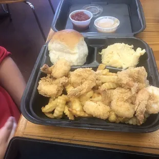 a tray of fried food