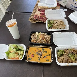 Thai Iced Tea, Red Curry, Pad See Ew, Pad Thai (6.20.22)