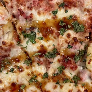 The order clearly said &quot;no cilantro&quot;. And yet...