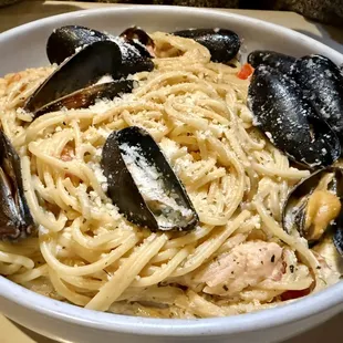 Lobster Pasta with Mussels