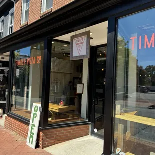 Just opened!!