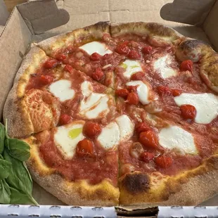 Margherita with Peruvian, sweet peppers