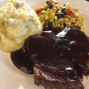 Meatloaf and garlic mash