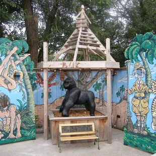 Join Buk on the patio. Patio bar open Wednesday-Saturday evenings 5-11:30 p.m. from May thru September.