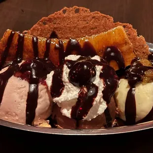 dessert, food
