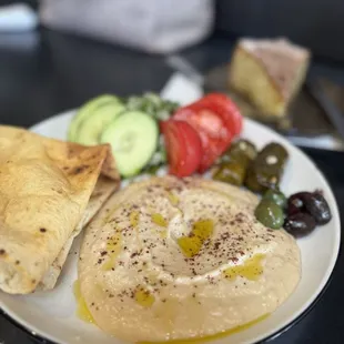 Hummus Plate