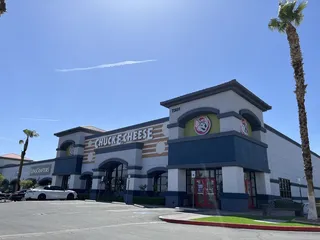 Chuck E Cheese