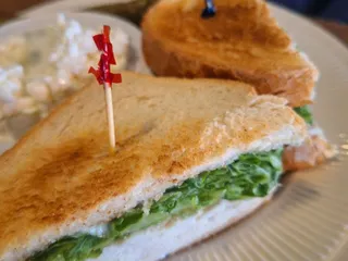 Stox Restaurant & Bakery