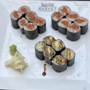 Sushi rolls