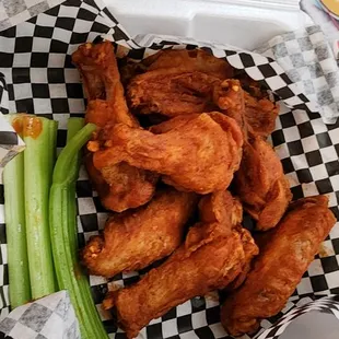 Hot Buffalo wings extra crispy yummm