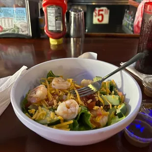 Grilled shrimp salad