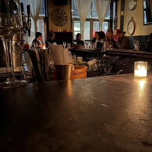 bar