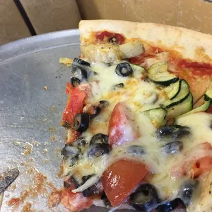 Veggie pizza!! So good