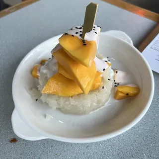 Sticky Rice with Mango