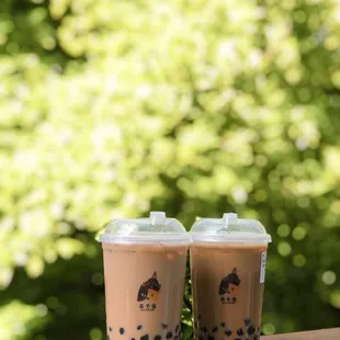 Black milk tea and coffee black milk tea