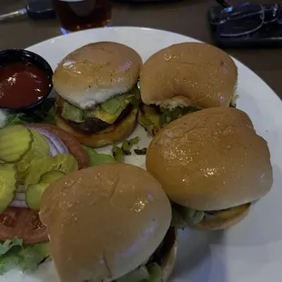 Green chili cheeseburger sliders